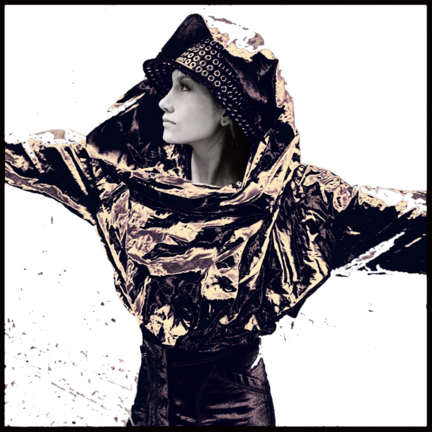 Mannequin à capuche, encre noir et or