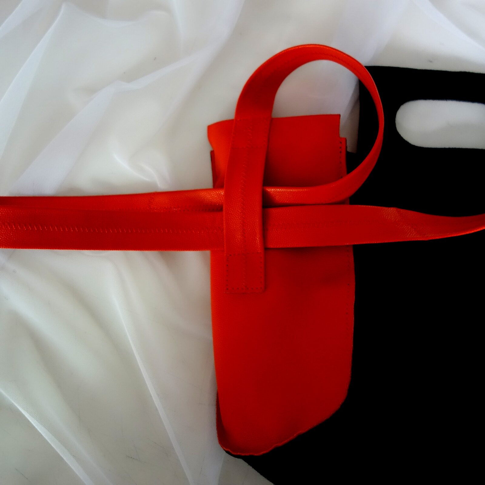 Ceinture-sac rouge