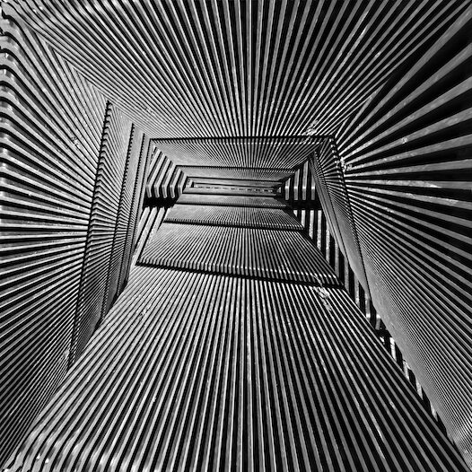 Perspective striée en escalier
